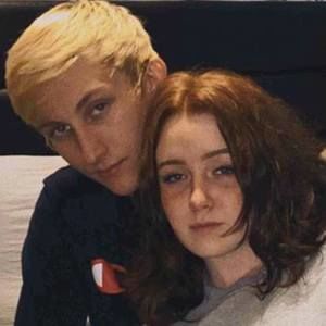 Meet your Posher, Alexandra